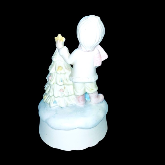 Vintage Rare Christmas Tree & Girl  Music Box Ceramic 6” Tall Wind Up - Picture 4 of 8